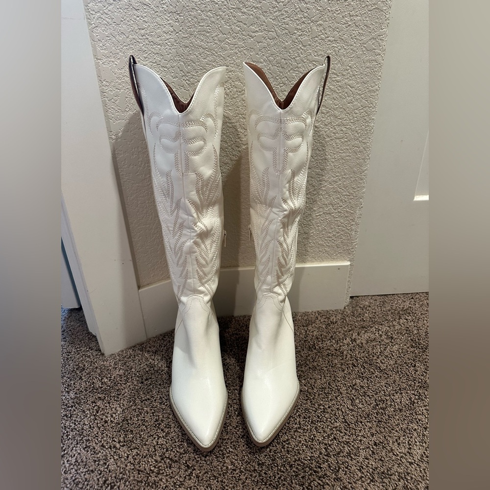 White Cowgirl Boots